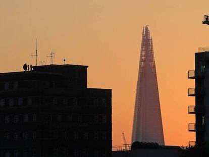 El edificio The Shard, el más alto de Londres, este jueves al atardecer. 