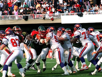 Barcelona Dragons contra el Frankfurt Galaxy, durante un partido de fútbol americano en 2002.