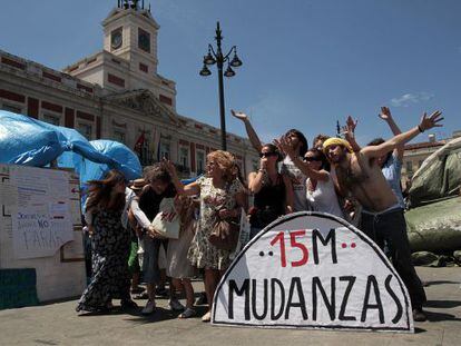 Indignados levantan el campamento de la Puerta del Sol.