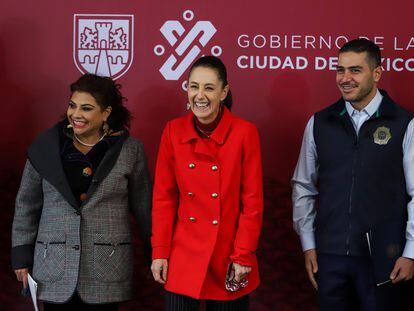 Clara Brugada, Claudia Sheinbaum y Omar García Harfuch, en diciembre de 2022.