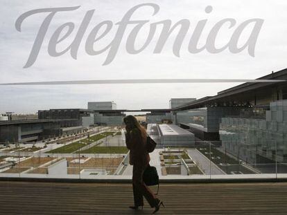 Imagen del edificio de la sede de Telef&oacute;nica en Madrid.