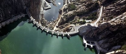 Presa de Aldeadávila, Salamanca, propiedad de Iberdrola.