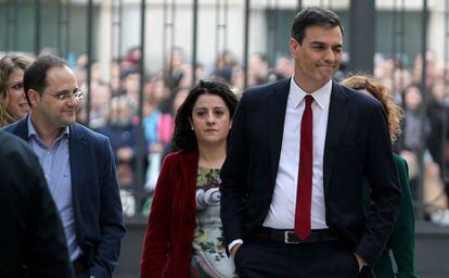 Sánchez, a su llegada al Congreso, este viernes.