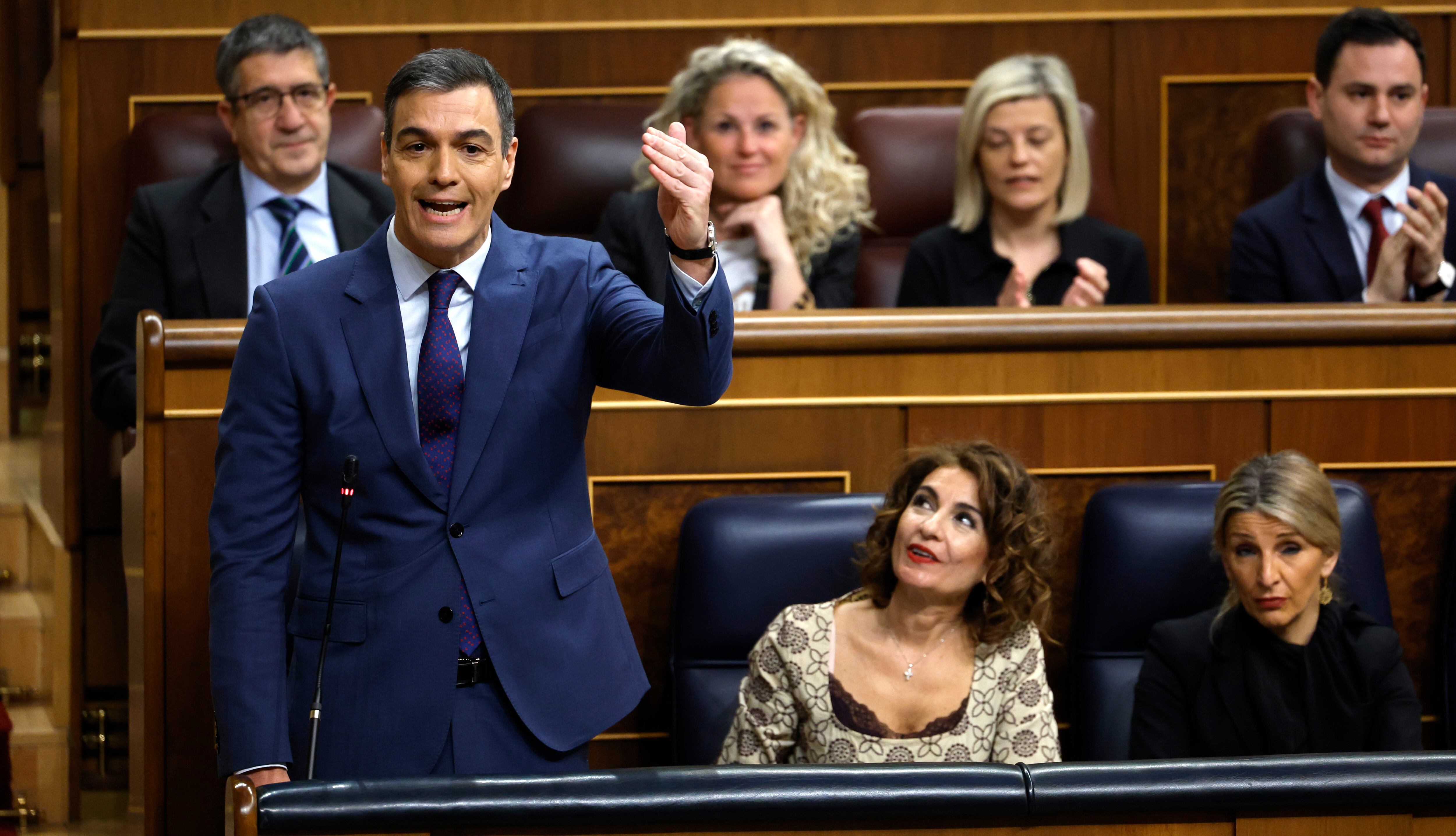 Pedro Sánchez dimisión Ayuso