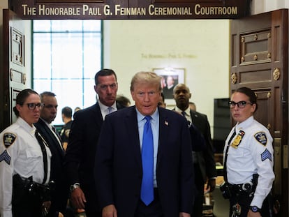 El expresidente Donald Trump, en el tribunal de Manhattan que le juzgará por una acusación de fraude en los negocios, el 2 de octubre en Nueva York.