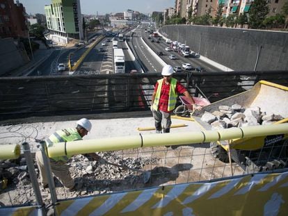 Inici de les obres de la Meridiana al pont de Sarajevo.