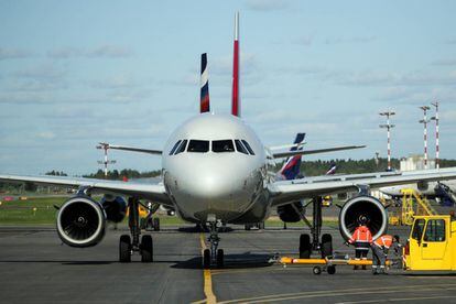 Un avión en el aeropuerto de Sheremétievo, en Moscú, el pasado julio.