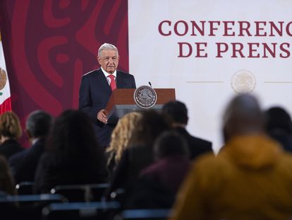 El mandatario mexicano Andrés Manuel López Obrador, durante una rueda de prensa en Palacio Nacional