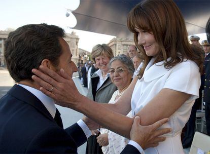 Nicolas Sarkozy y Carla Bruni, en un acto cuando él era presidente de Francia.