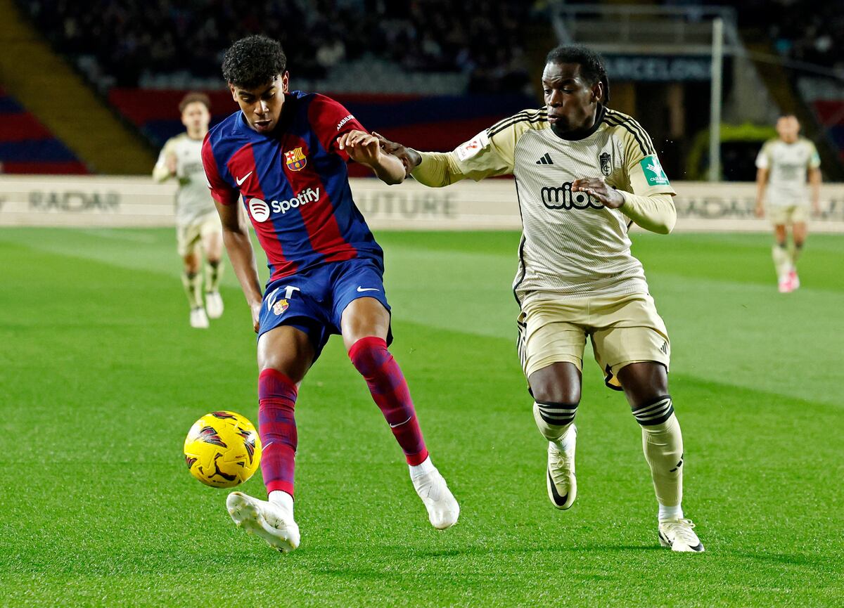 Barcelona – Granada, en directo | Lamine Yamal adelanta a los locales | Deportes