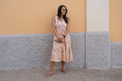 Sheyma Mohamed vivía en Tenerife, pero sus padres son de Melilla. Imparte talleres en la ludoteca del monte, en el centro de menores y en colegios de la ciudad. “He visto de cerca las necesidades de los niños. Siempre me ha gustado hacer cosas en barrios periféricos, donde las condiciones son más complicadas”, asegura.