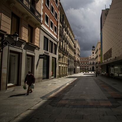 La calle Preciados de Madrid, el pasado 23 de marzo, durante el estado de alarma.