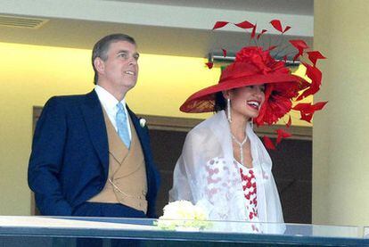 El príncipe Andrés y Goga Ashkenazi, la novia del comprador de su casa, el millonario kazajo Timur Kulibayev