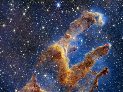 Los 'pilares de la creación', captados por el telescopio James Webb.