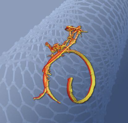 Una de las imágenes de la tomografía de electrones en cuatro dimensiones que componen la película de un nanotubo de carbono calentado.