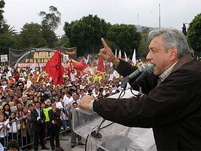 Andrés Manuel López Obrador, durante el mitin de ayer en Iztapalapa.