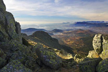 Vistas desde la cima de La Maliciosa, en la vertiente madrile&ntilde;a del parque nacional de la Sierra de Guadarrama.