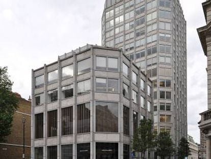 El edificio de &#039;The Economist&#039;, de los arquitectos Peter y Alison Smithson, en Londres.