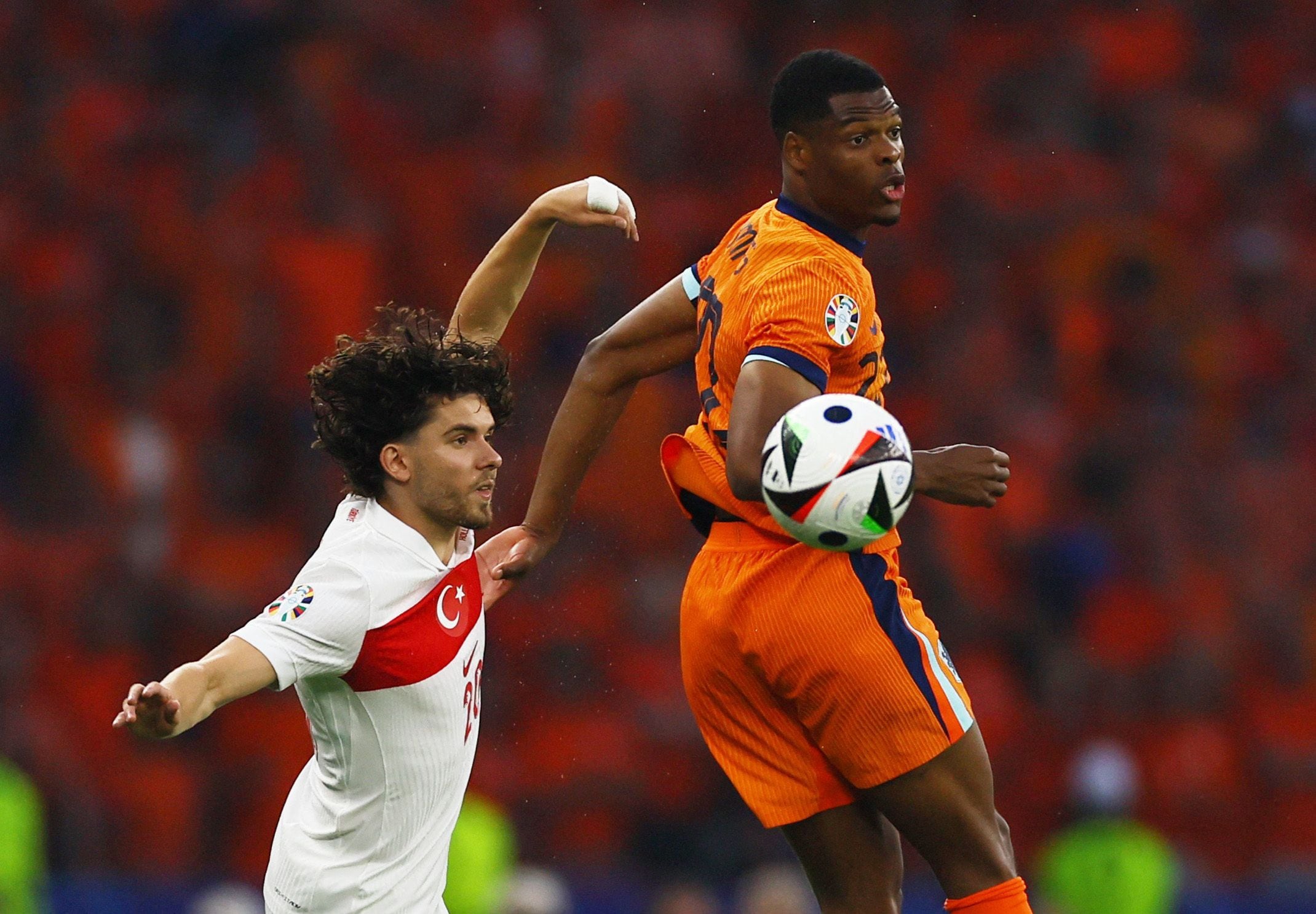 Países Bajos – Turquía, en directo | La selección neerlandesa domina pero le cuesta crear ocasiones de gol ante el combinado turco