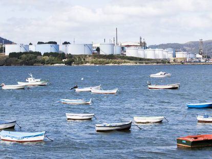 Planta de gas de Reganosa en Mugardos (A Coruña), en la ría de Ferrol.