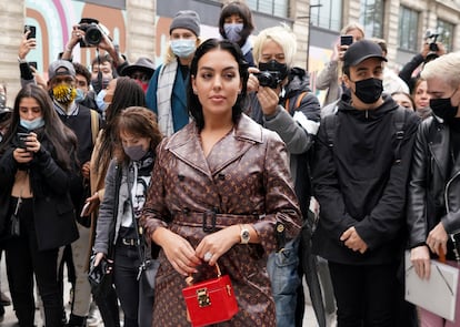 Georgina Rodríguez, upon arrival at a Louis Vuitton fashion show in Paris.