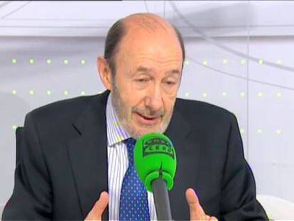 Rubalcaba califica de "deplorable" la actuación del Gobierno en el tema de Bankia