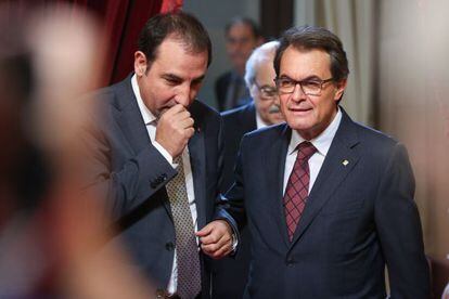 El consejero Espadaler junto al Presidente de la Generalitat, Artur Mas.