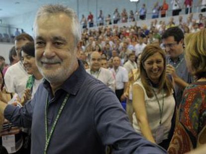 Gri&ntilde;&aacute;n, tras ser reelegido secretario general del PSOE andaluz.