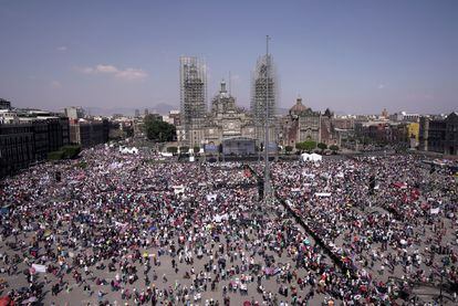 Vista panorámica del Zócalo de Ciudad de México antes de la llegada del presidente Andrés Manuel López Obrador.