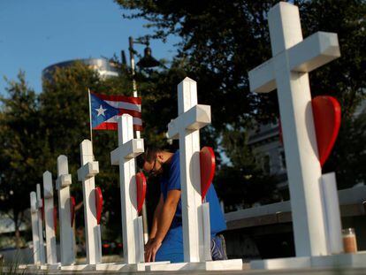 Homenajes a los asesinados en Orlando. 