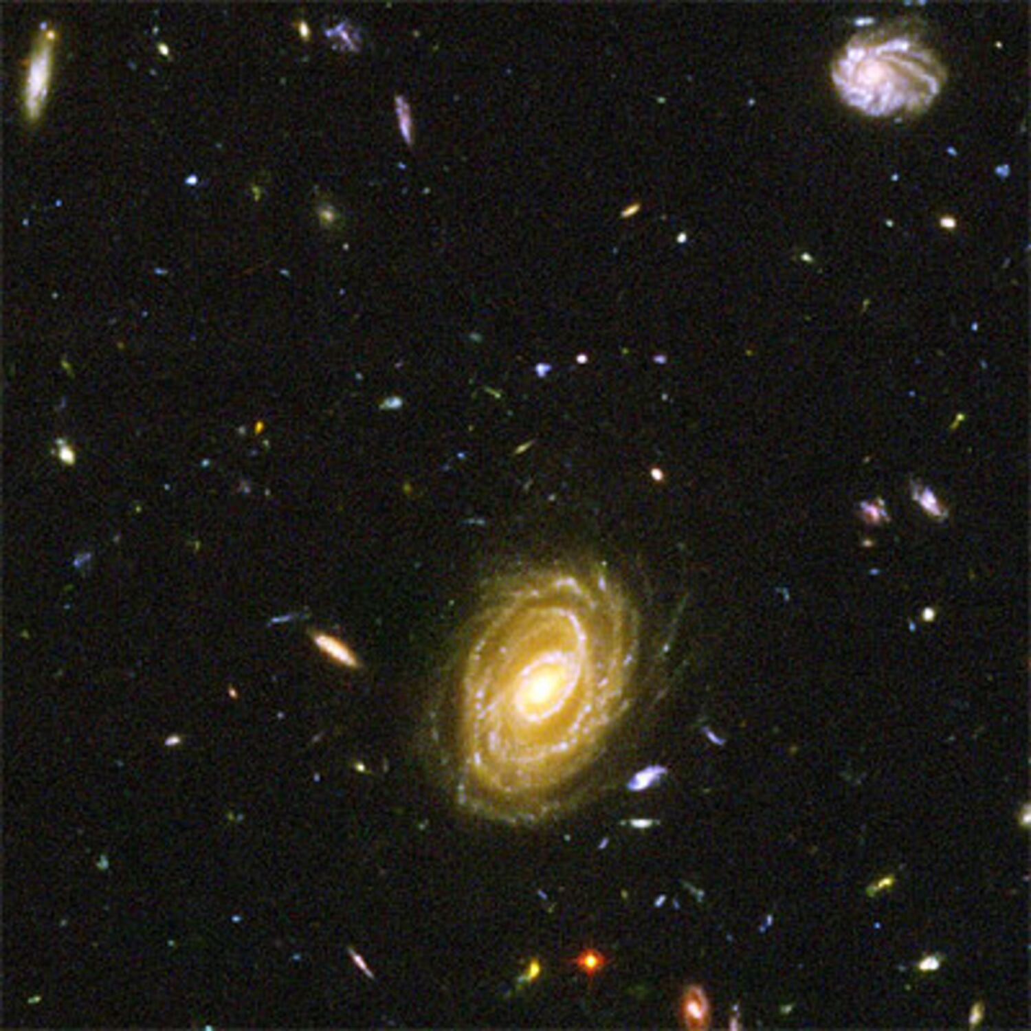 Esta nueva galaxia se generó tan solo unos cientos de millones de años después del Big Bang.