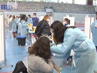 España reanudará el próximo miércoles la vacunación con AstraZeneca