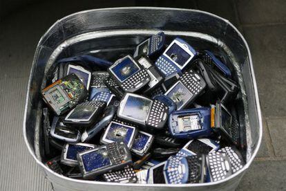 En 2009, BlackBerry val&iacute;a en Bolsa 49.000 milones de d&oacute;lares, hoy vale menos de 3.000 millones y est&aacute; en busca de comprador.