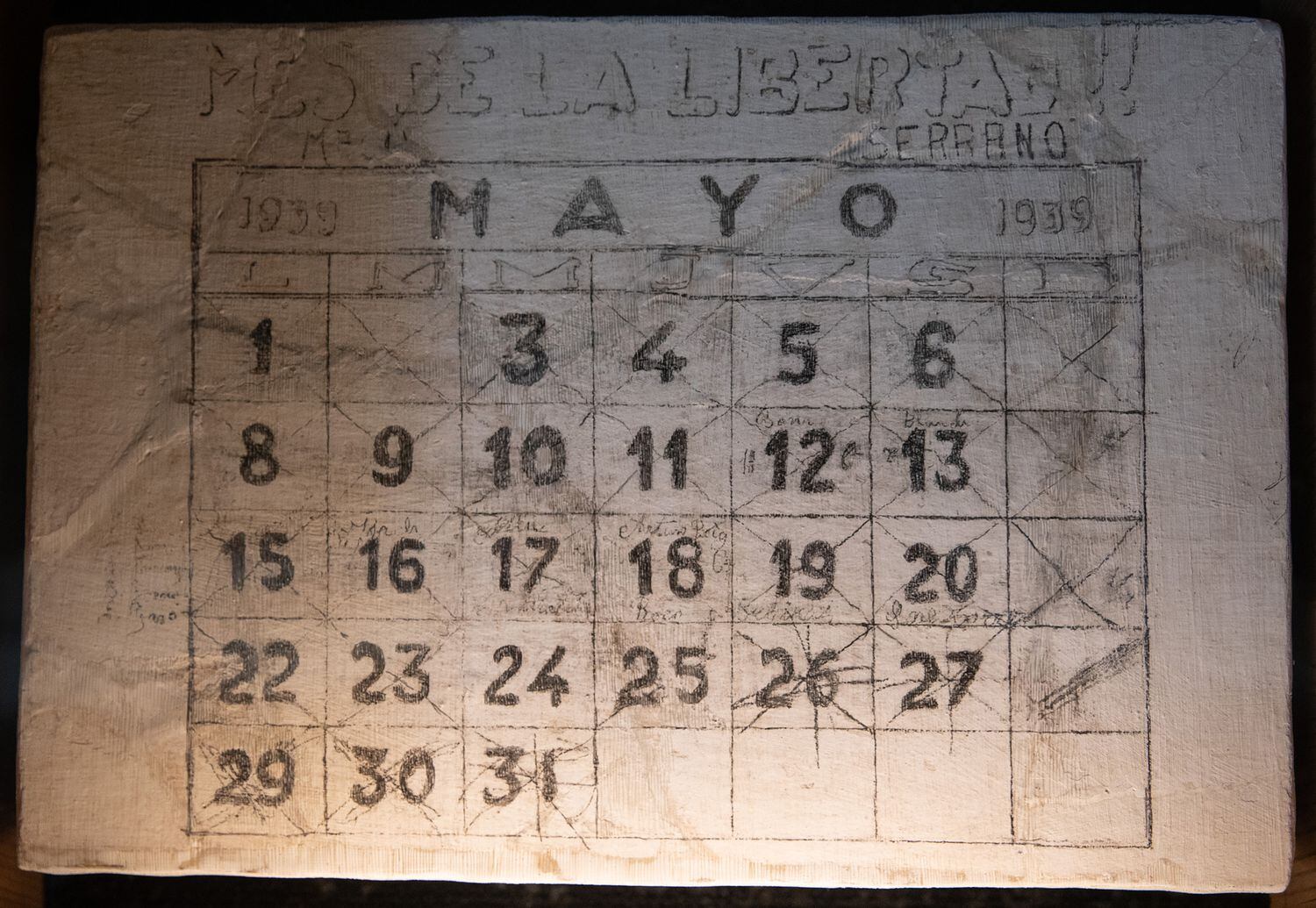 Calendario dibujado por los presos en el monasterio de Oia (Pontevedra).