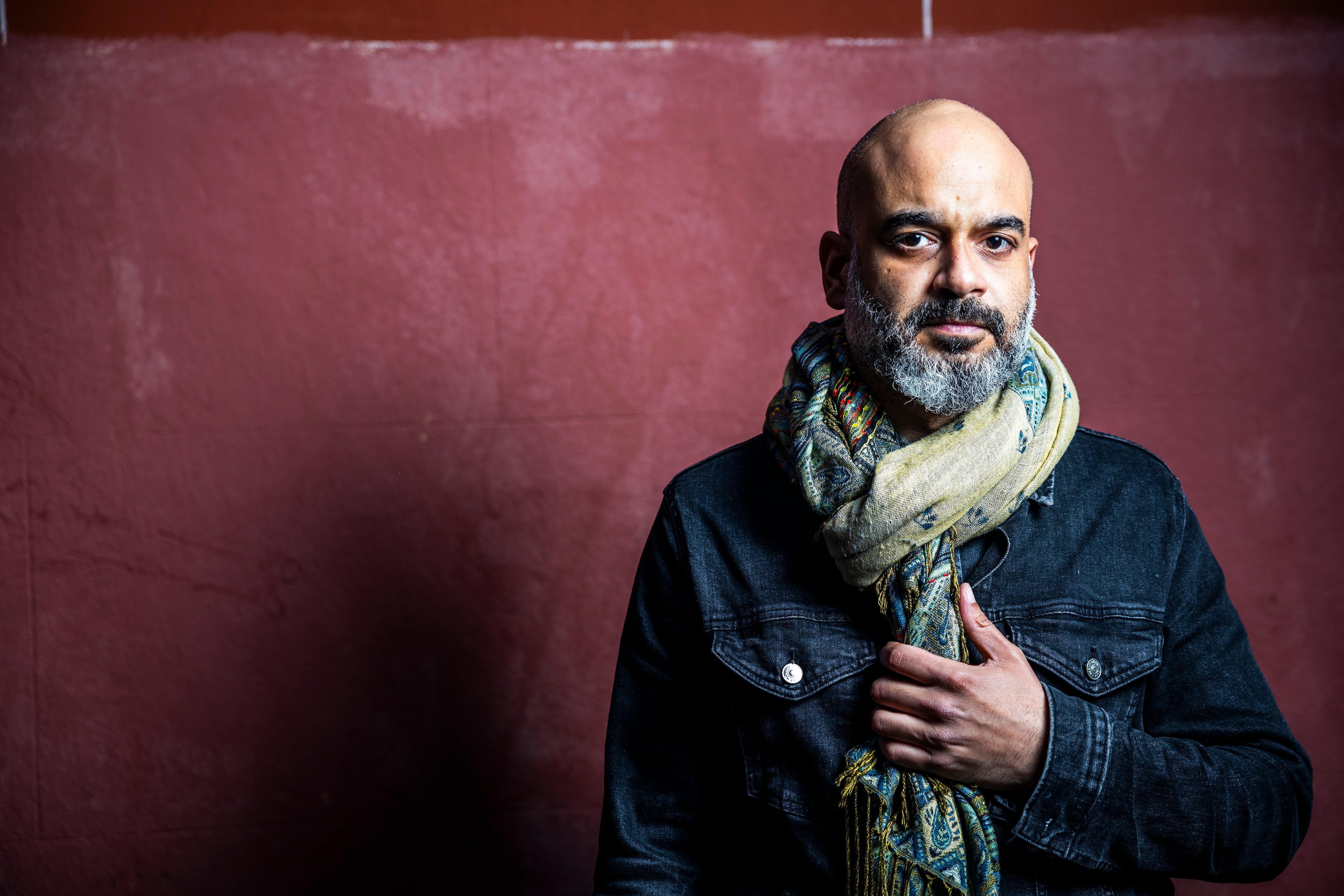 Charles Lavaigne, músico: “Siempre fui un raro. Cuando íbamos a bailar merengue yo quería estar en casa escuchando rock”