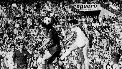 Felines anota el gol que da el ascenso al Rayo en 1977.