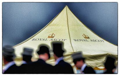 Ambiente en el tercer día de las carreras de caballos de Ascot (Inglaterra), 19 de junio de 2014.