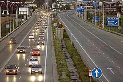 Los conductores que regresaron de vacaciones de Semana Santa encontraron un tráfico fluido en las carreteras de la región. En la foto, la autovía de Valencia.