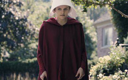 Elizabeth Moss en ‘El cuento de la criada’.