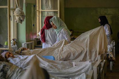 Varias enfermeras del hospital Wazir Akbar Khan de Kabul, en septiembre de 2021.