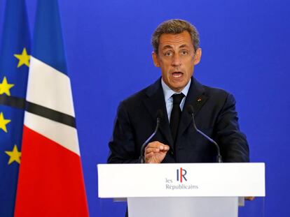 El expresidente conservador Nicolas Sarkozy, tras el ataque yihadista a una iglesia en Normandía.