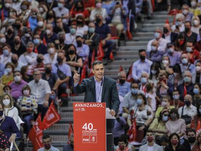 El secretario general del PSOE y presidente del Gobierno, Pedro Sánchez, este domingo en la clausura del 40º Congreso Federal del PSOE, en la Feria de Valencia.