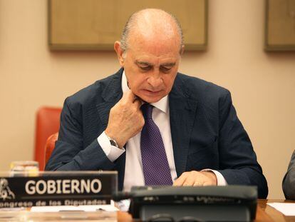 Jorge Fernández Díaz, durante una comparecencia en el Congreso, en una imagen de archivo.