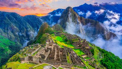 Vista panorámica de la ciudad inca de Machu Picchu (Perú).