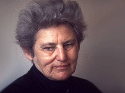 La escritora estadounidense Tillie Olsen, en los años setenta. 
