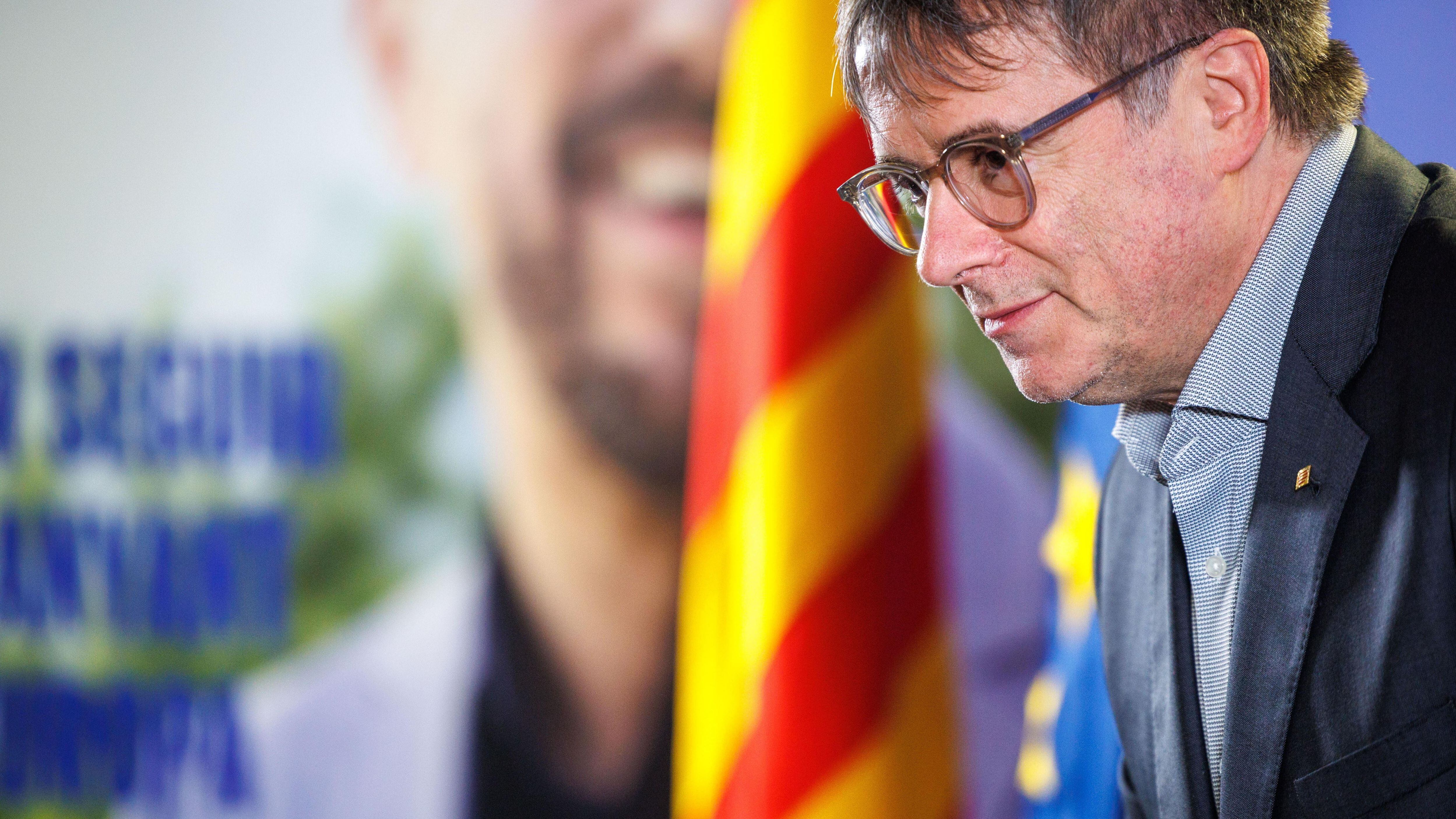 Puigdemont acusa a Sánchez de “chantajear” a ERC con la financiación para poder investir a Illa