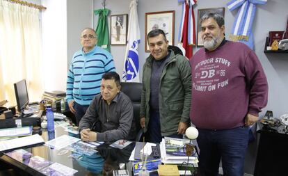 De izquierda a derecha: Daniel Miranda, Antonio Quintana, José Porras y Leonardo Almada, de la dirigencia del sindicato de metalúrgicos Smata Córdoba.