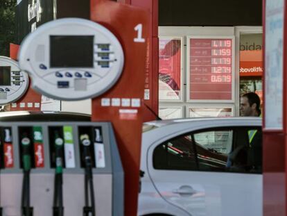 En la imagen, una gasolinera. EFE/Archivo