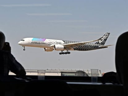 Un Airbus A350-XWB en el Salón Aeronáutico de Farnborough.