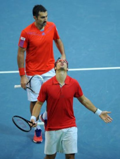 Lamento de la pareja serbia Bozoljac-Zimonjic